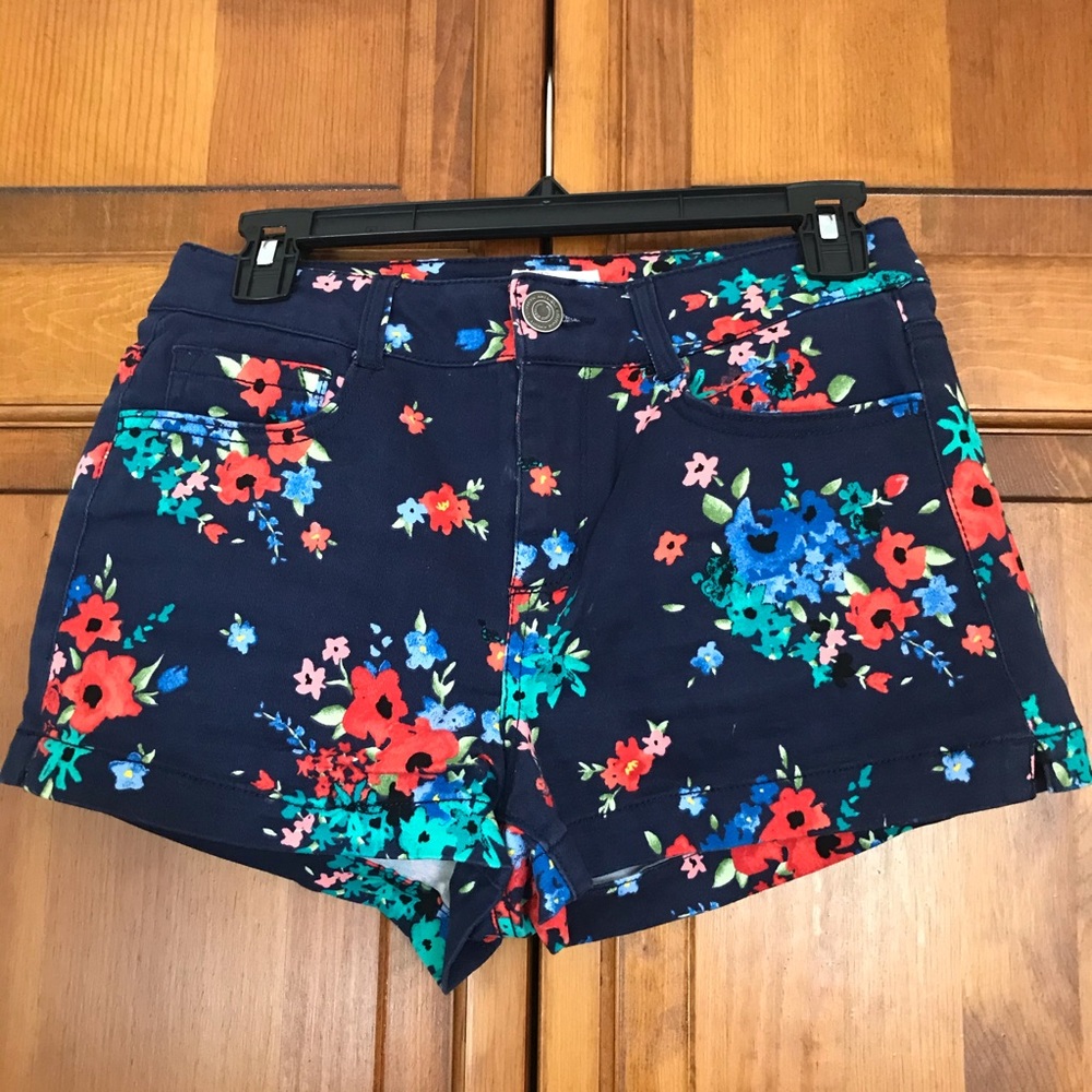 Cute Floral Shorts